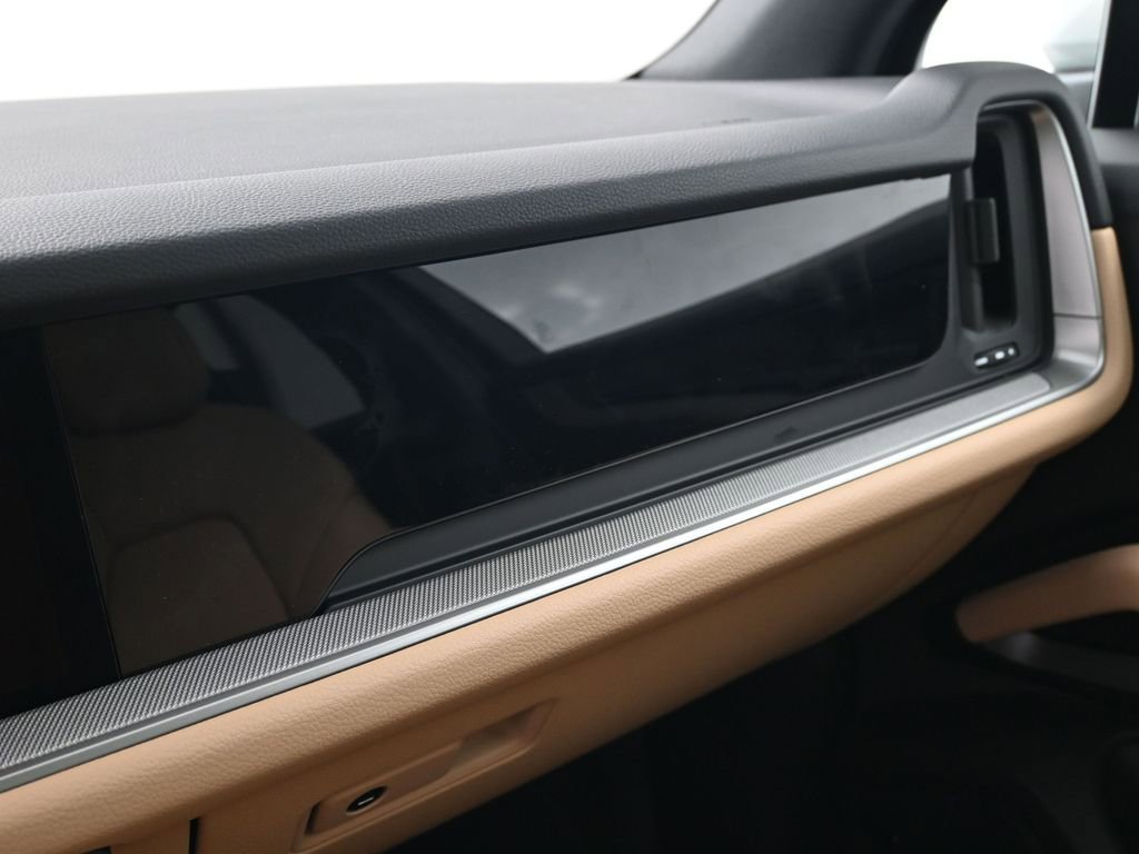 New 2026 Porsche Cayenne image 22