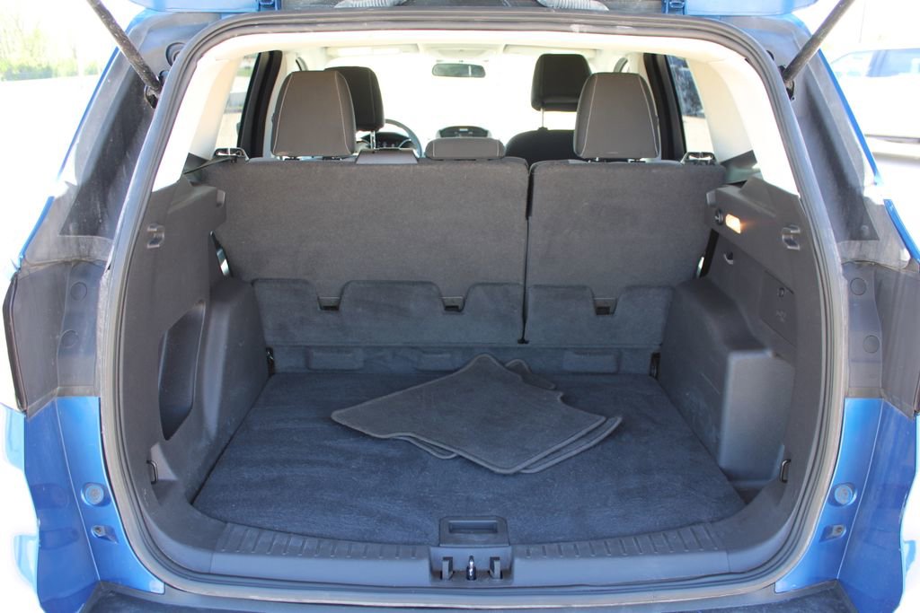 Used 2017 Ford Escape SE image 12