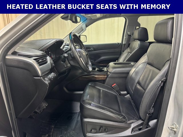 Used 2017 Chevrolet Suburban LT w/ LT Signature Package image 15