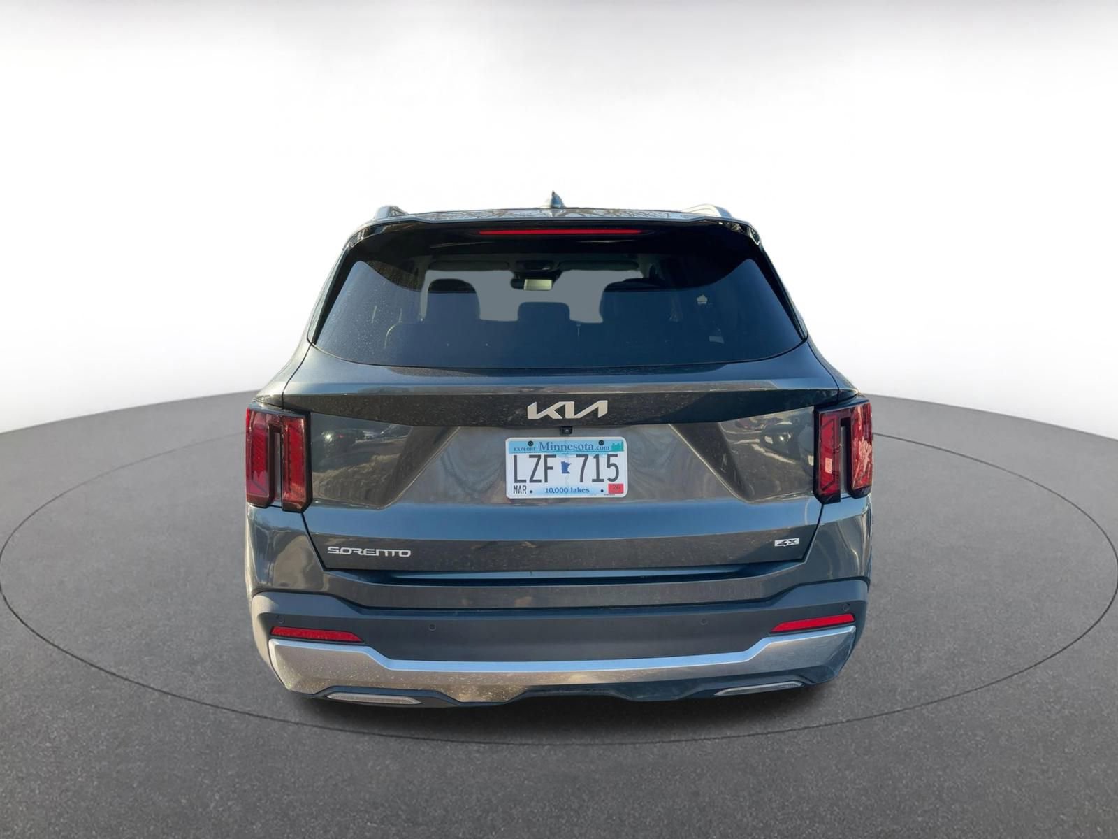 Used 2024 Kia Sorento S image 8