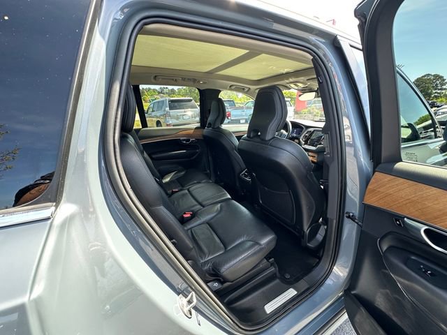 Used 2023 Volvo XC90 B6 Plus AWD/4WD image 17