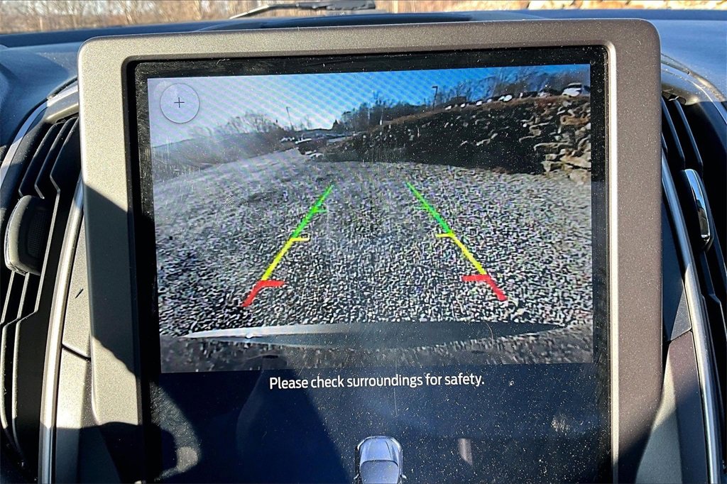 Used 2021 Ford Edge SEL image 17