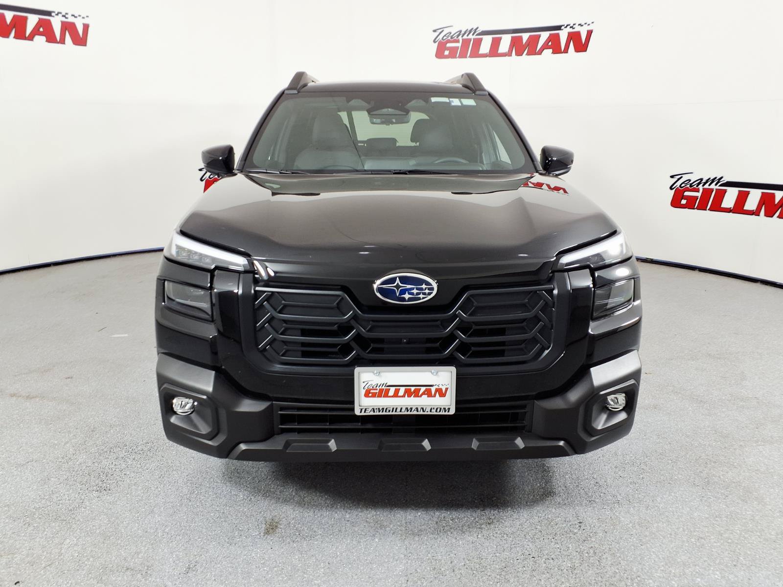 Used 2026 Subaru Outback Touring AWD/4WD image 2