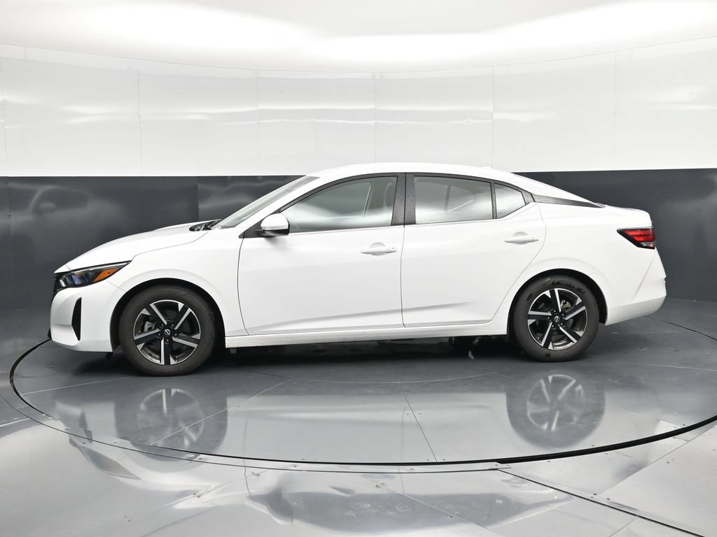 Used 2024 Nissan Sentra SV FWD image 8