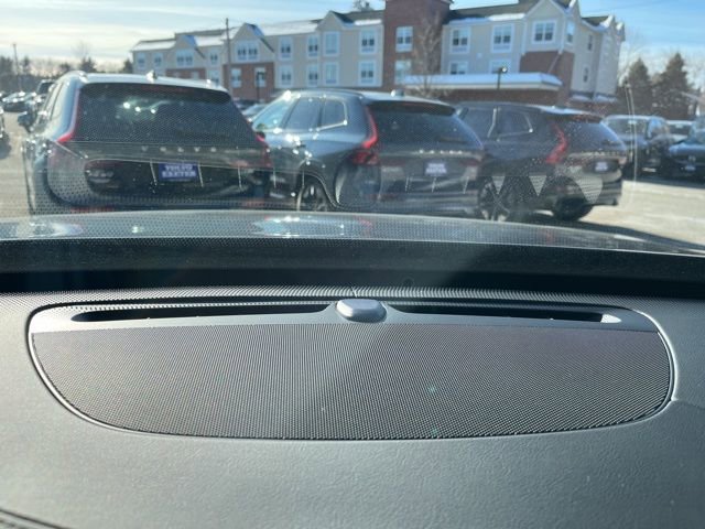 New 2026 Volvo XC90 B6 Core w/ Protection Package image 36