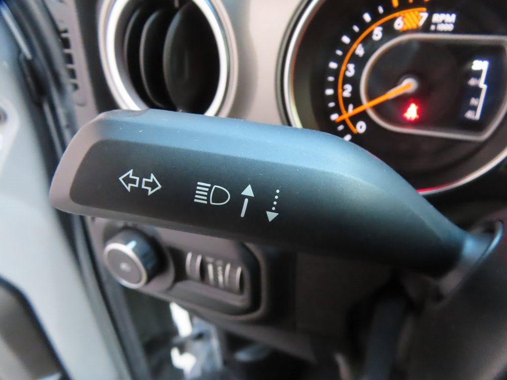 Used 2021 Jeep Wrangler Unlimited Sahara image 17