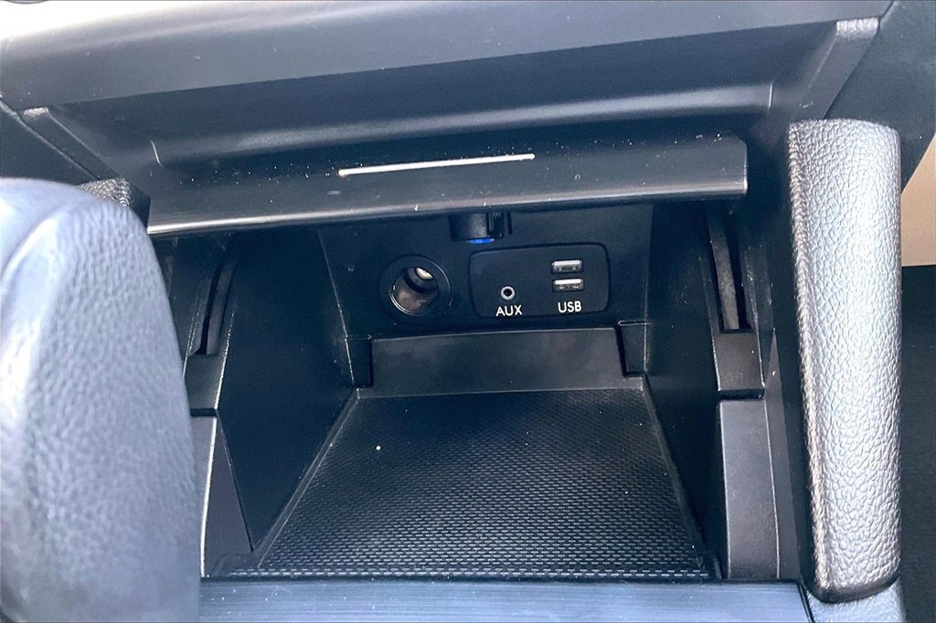 Used 2016 Subaru Outback 2.5i Limited image 30