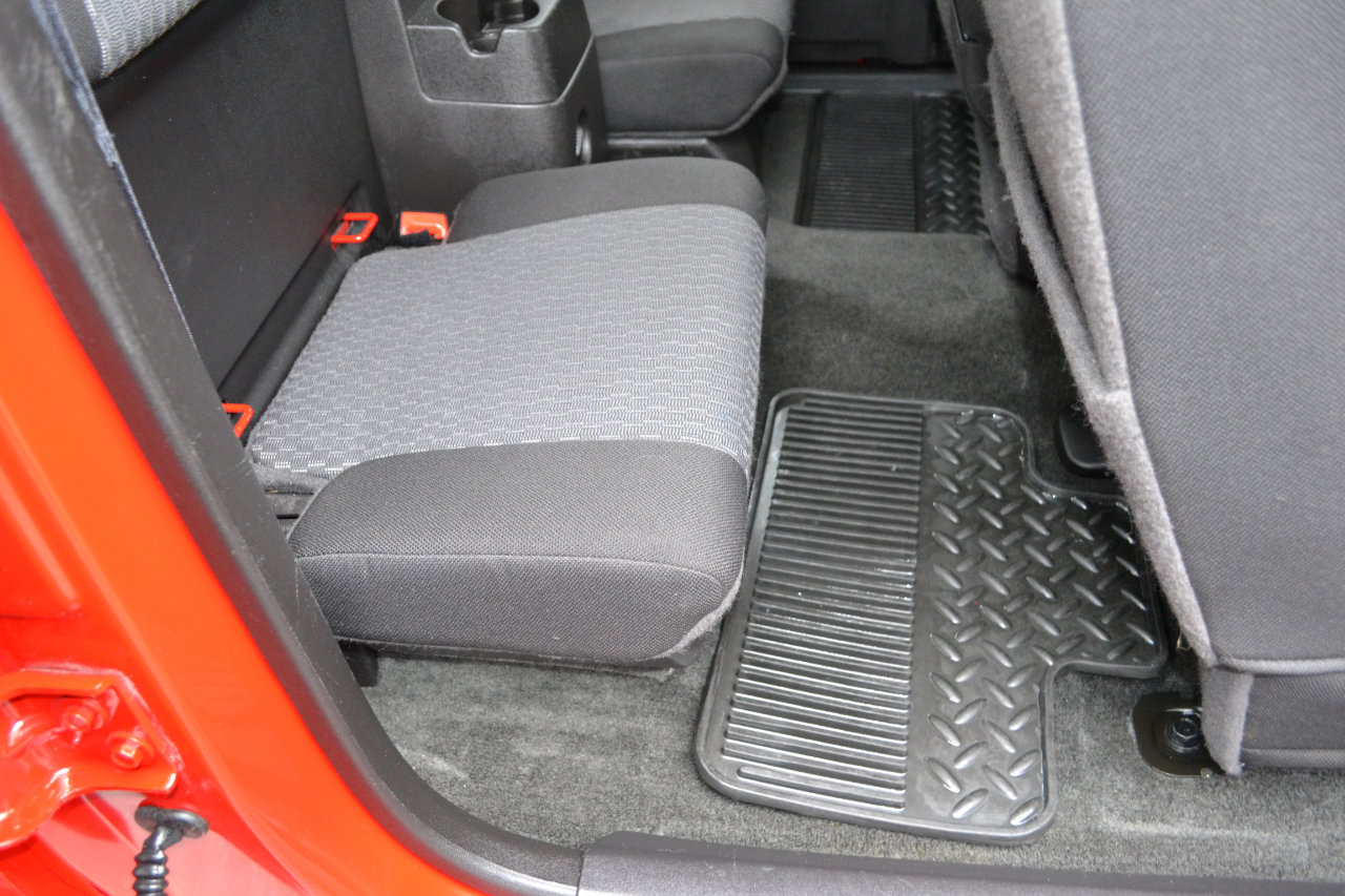 Used 2011 Chevrolet Colorado LT image 35