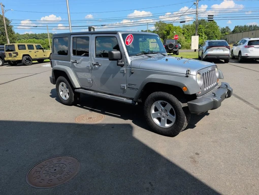 Used 2013 Jeep Wrangler Unlimited Sport AWD/4WD image 3