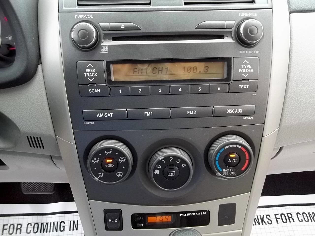 Used 2011 Toyota Corolla LE w/ Preferred Accessory Pkg FWD image 23