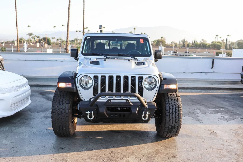 Used 2022 Jeep Gladiator Rubicon w/ Trailer Tow Package AWD/4WD image 3