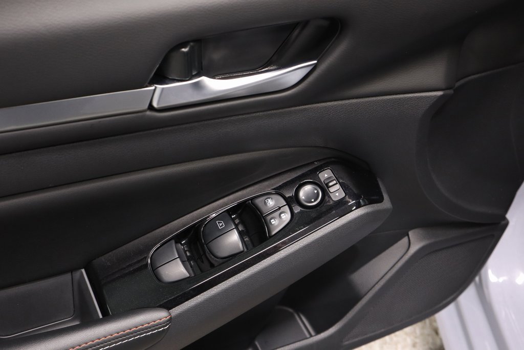 Certified 2024 Nissan Altima 2.5 SR w/ SR Premium Package image 22