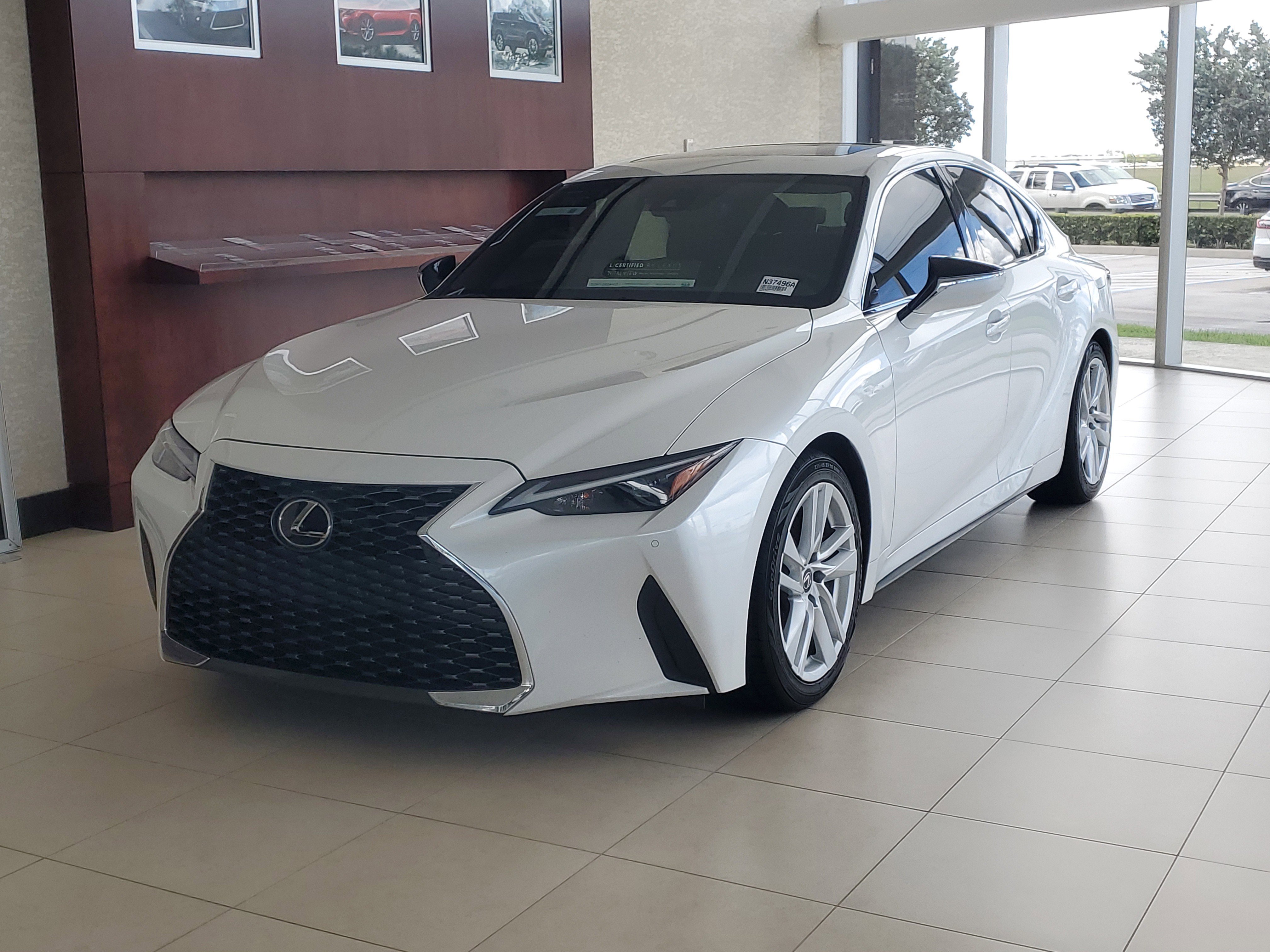 Used 2024 Lexus IS 300 w/ Comfort Package RWD image 6