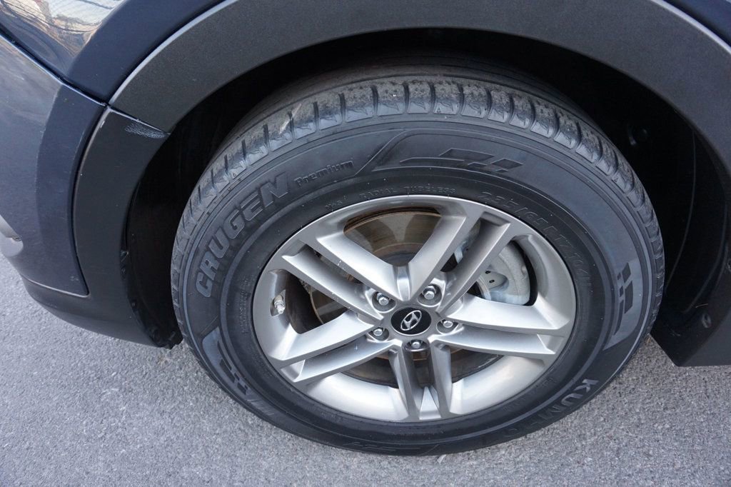 Used 2018 Hyundai Santa Fe Sport image 13