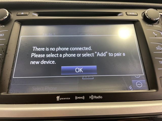 Used 2019 Toyota Highlander XLE image 28