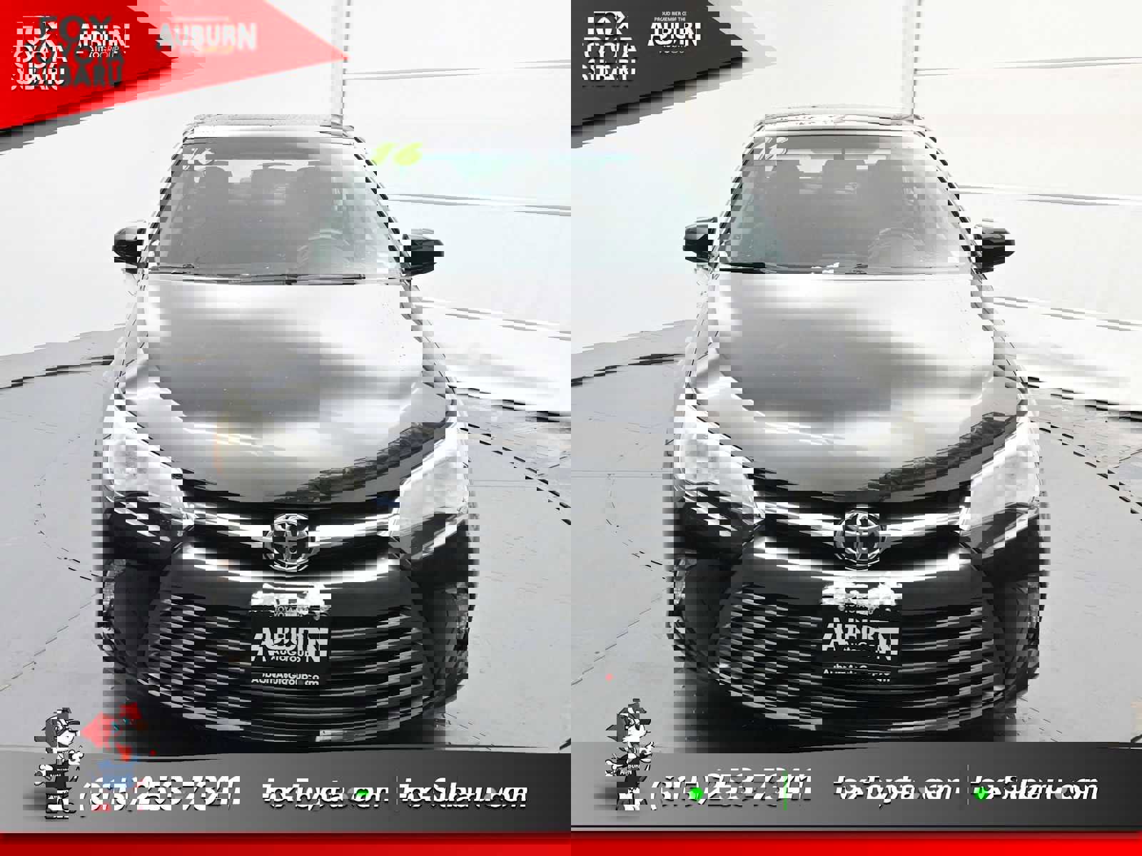 Used 2016 Toyota Camry LE image 3