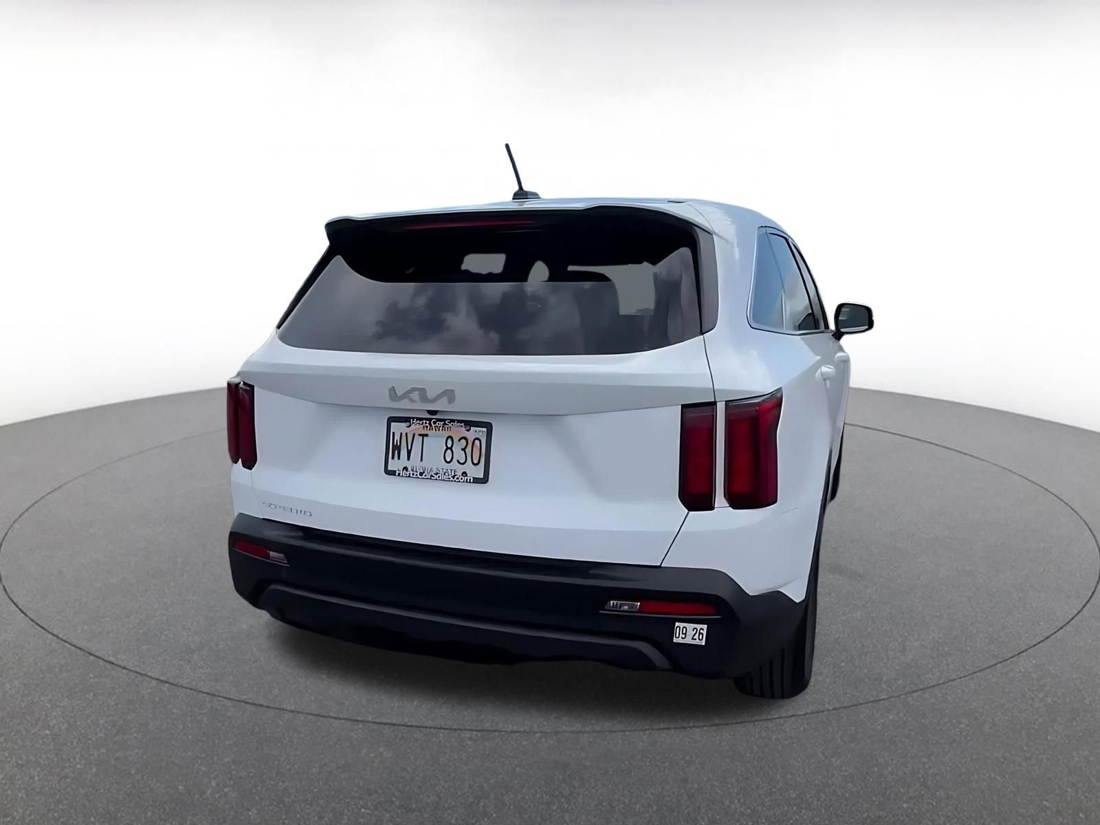 Used 2023 Kia Sorento LX image 14