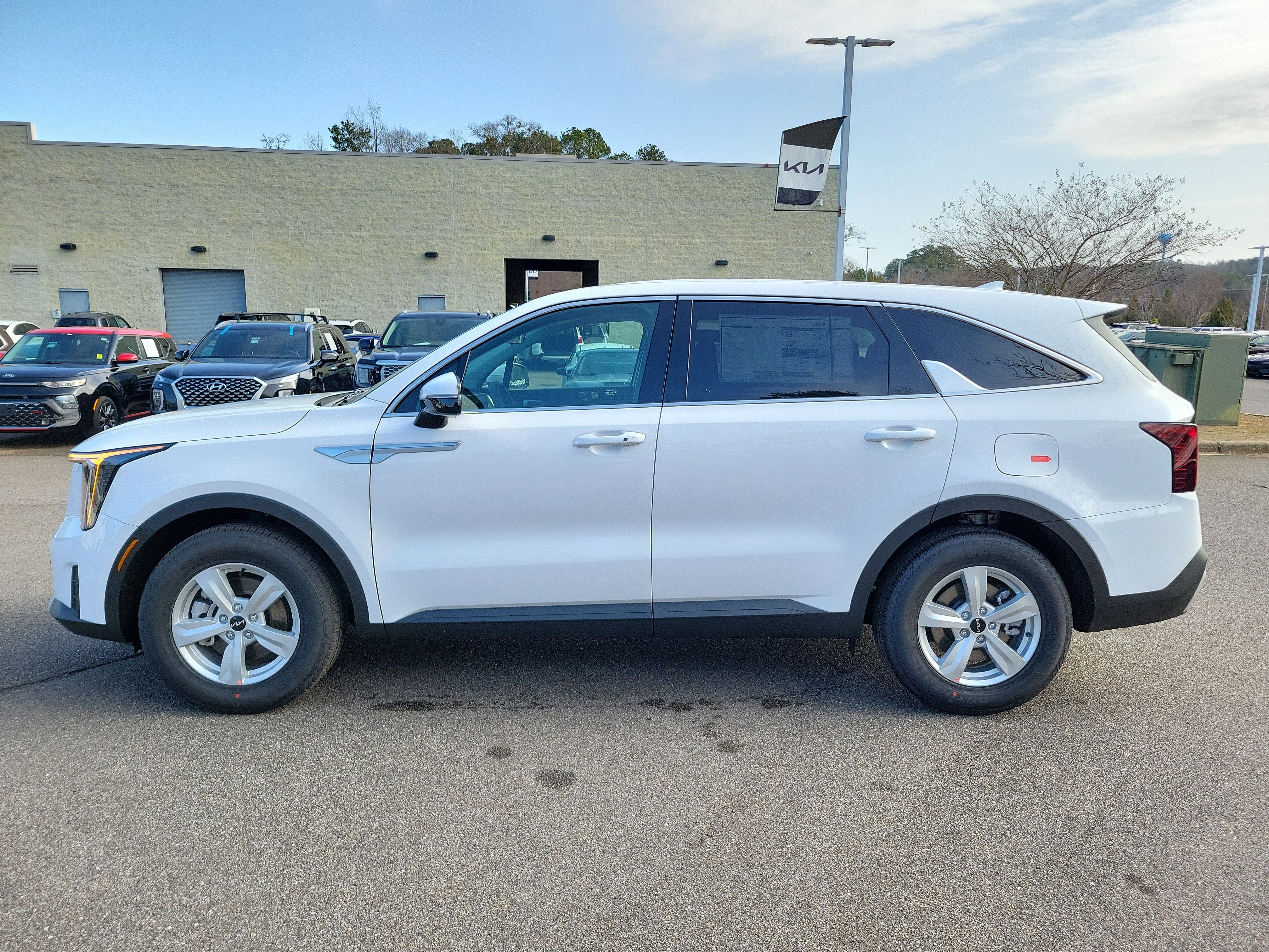 New 2026 Kia Sorento LX image 21