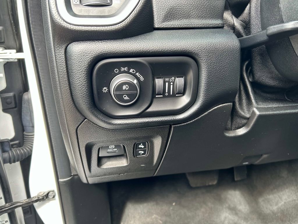 Used 2019 RAM 1500 Laramie w/ Sport Appearance Package image 24