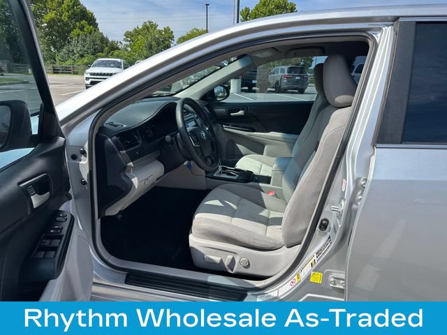 Used 2013 Toyota Camry LE FWD image 11