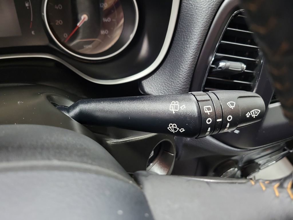 Used 2019 Jeep Compass Latitude image 38