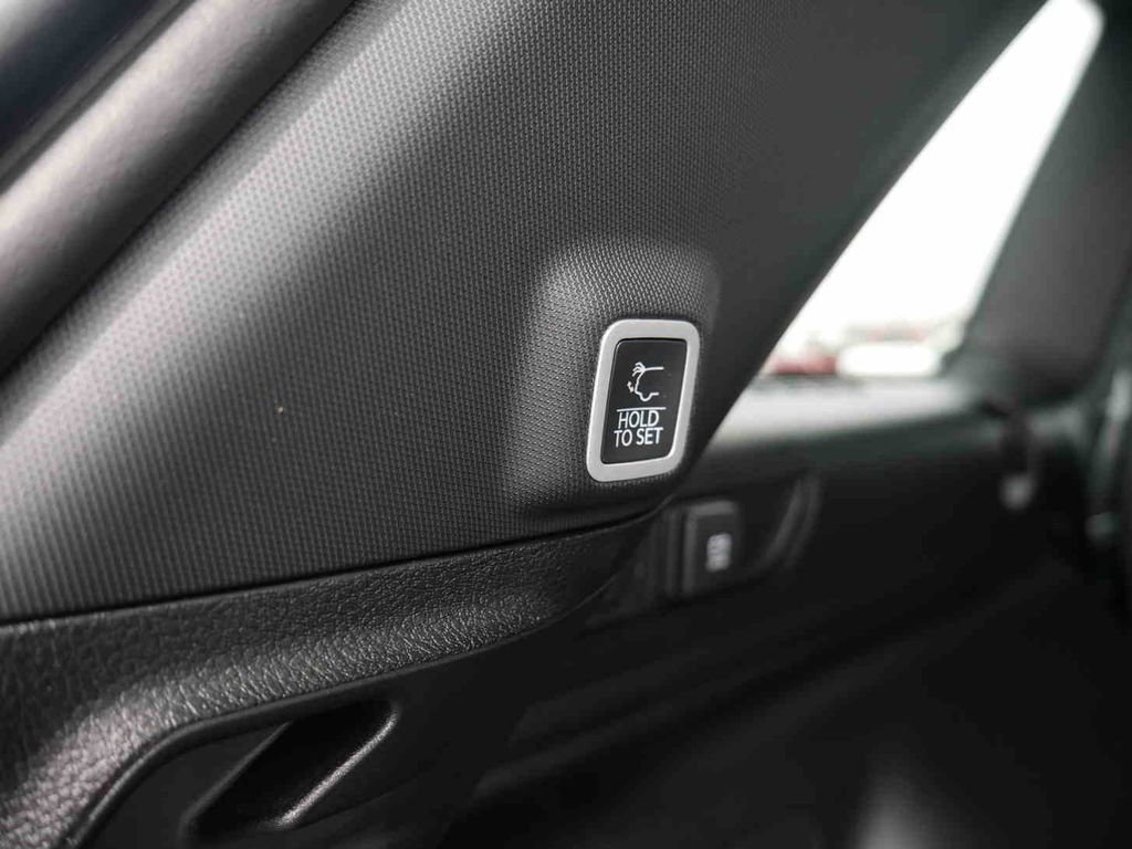 New 2025 Jeep Grand Cherokee Limited 4xe image 8