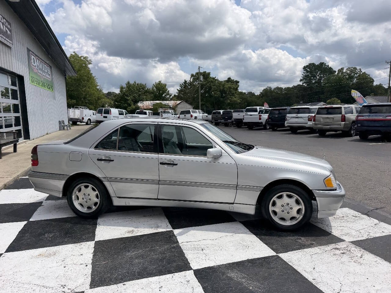 Used 2000 Mercedes-Benz C 280 Sedan w/ C2 Opt Pkg image 5