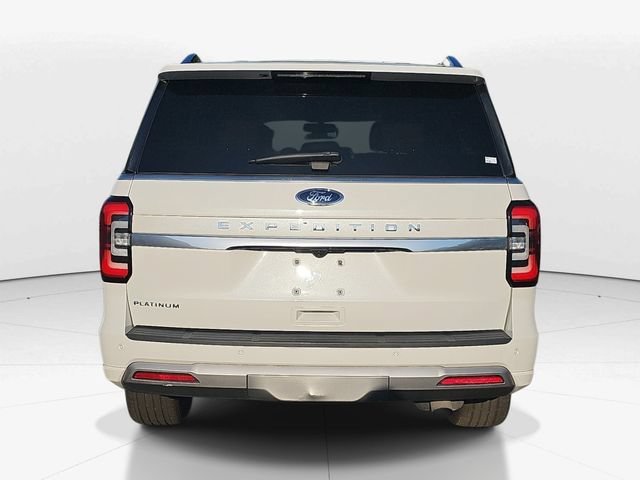 Used 2022 Ford Expedition Platinum RWD image 4