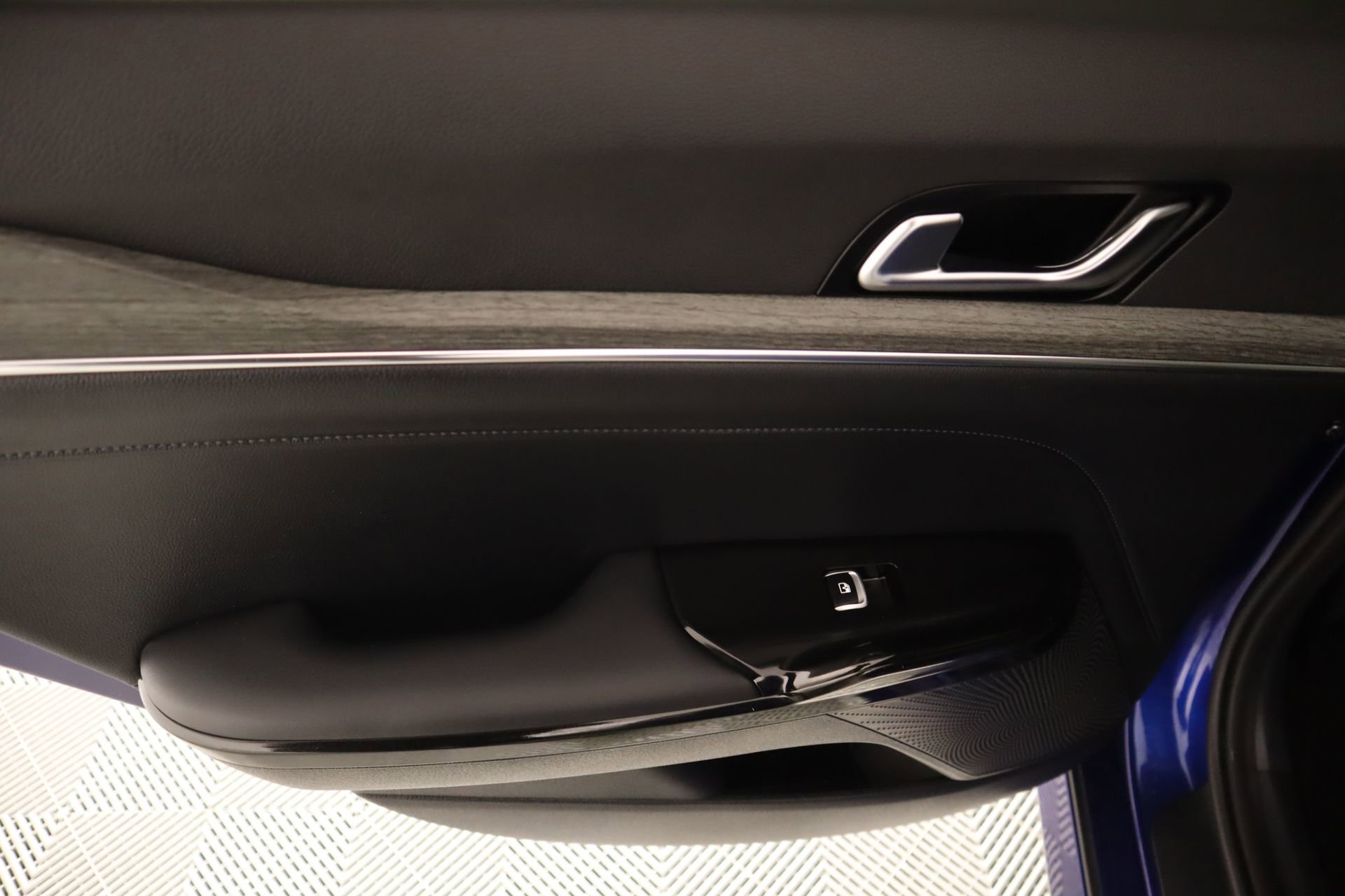 Used 2025 Kia K5 EX image 17