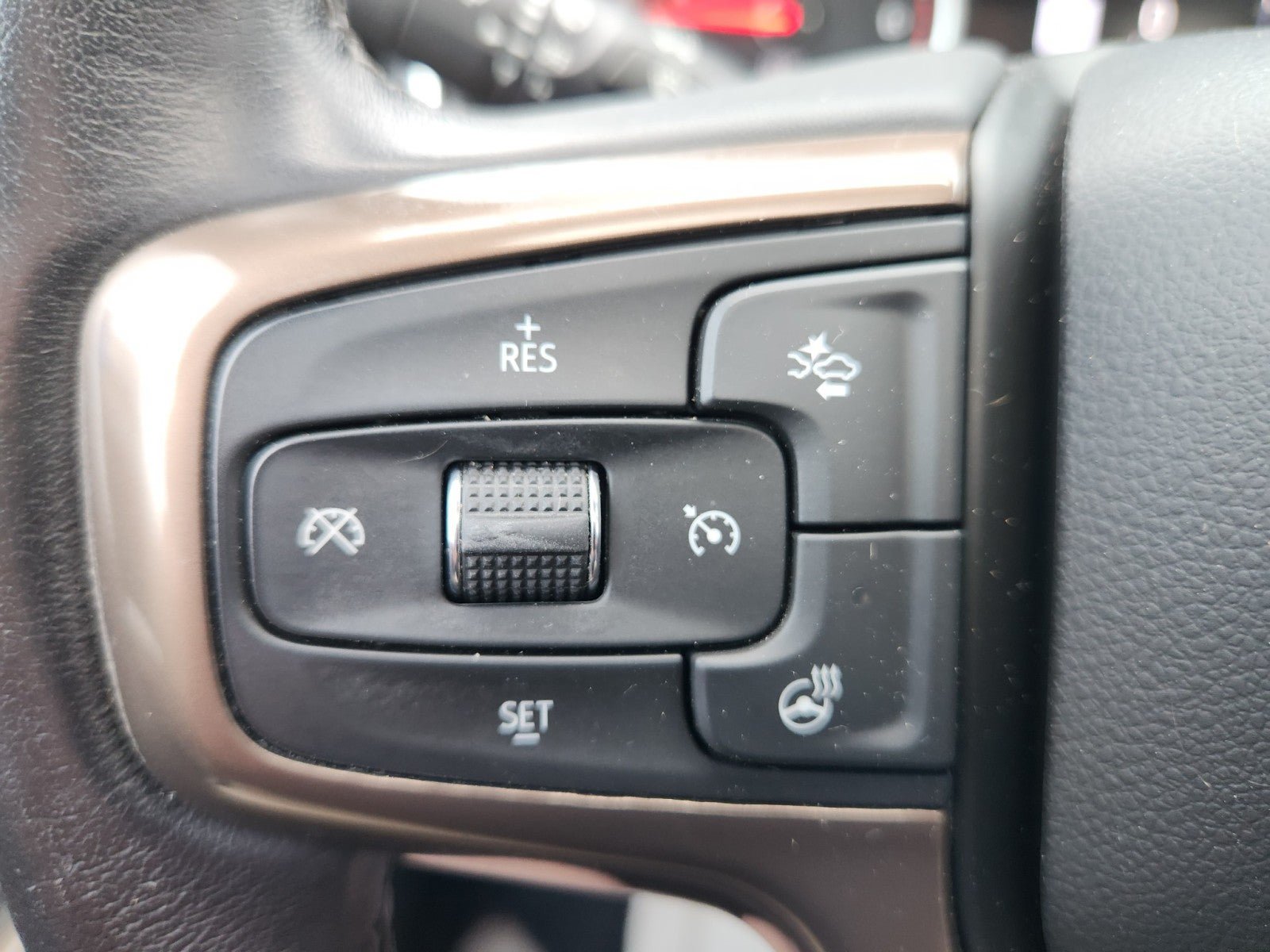 Used 2021 Chevrolet Silverado 1500 High Country AWD/4WD image 40