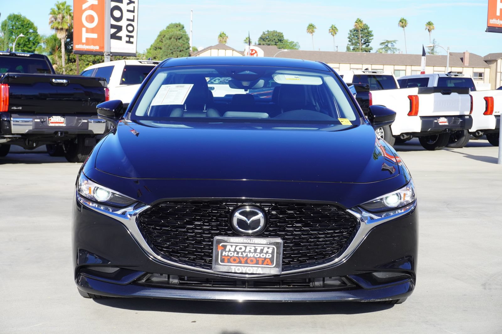 Used 2025 MAZDA MAZDA3 s FWD image 3