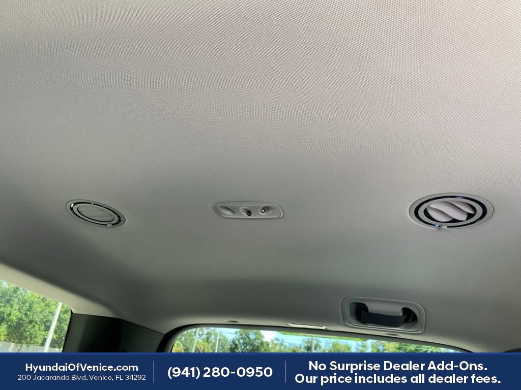 Certified 2025 Hyundai Palisade SEL FWD image 29