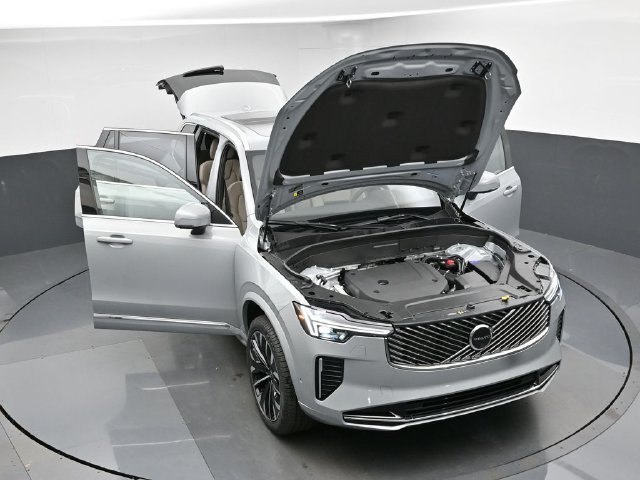 New 2026 Volvo XC90 B6 Plus w/ Protection Package Premier AWD/4WD image 52