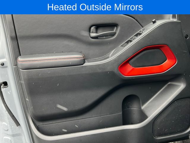 Used 2026 Nissan Frontier PRO-4X w/ Pro-4x Convenience Package image 18