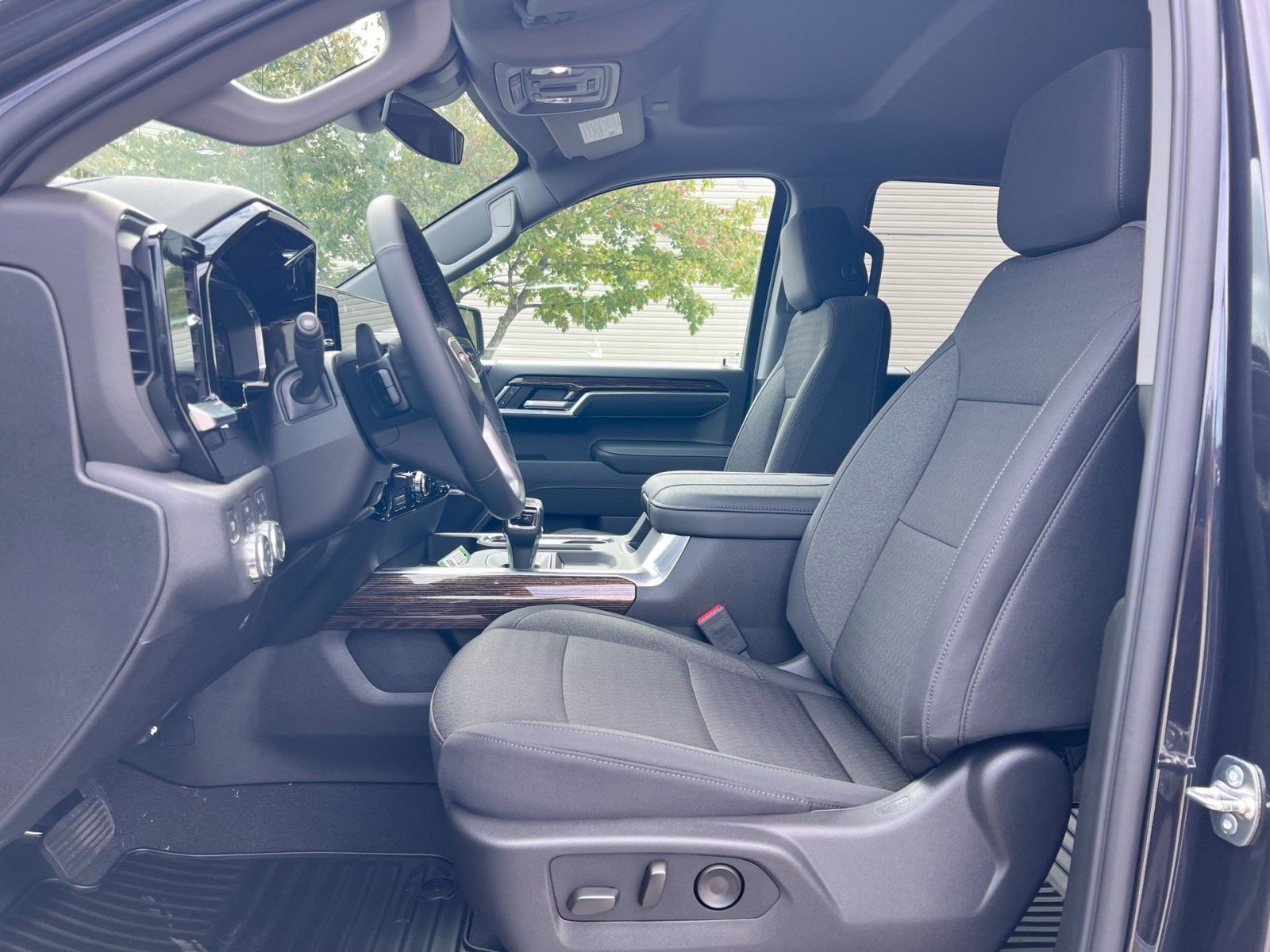 New 2026 GMC Sierra 1500 Elevation w/ Preferred Package image 12