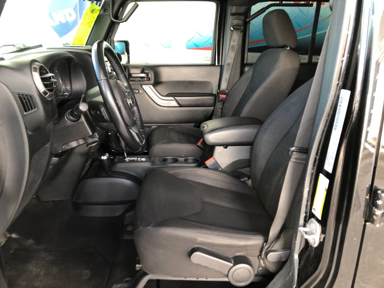 Used 2018 Jeep Wrangler Unlimited Sport S image 16