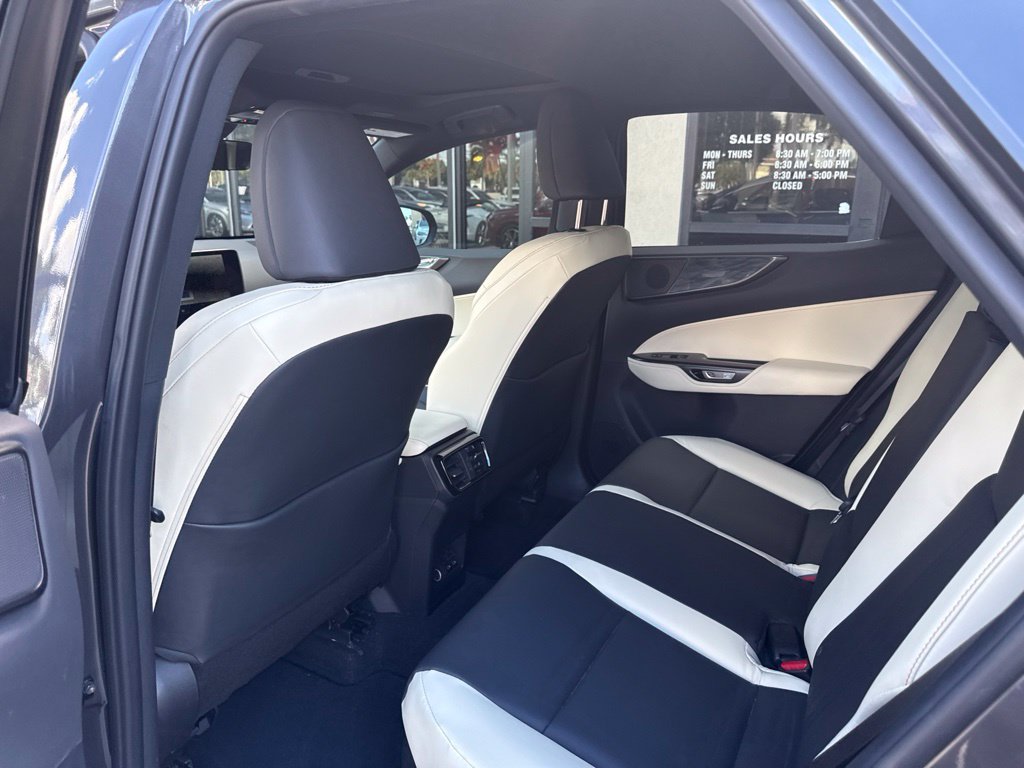 Used 2024 Lexus NX 350h AWD image 29