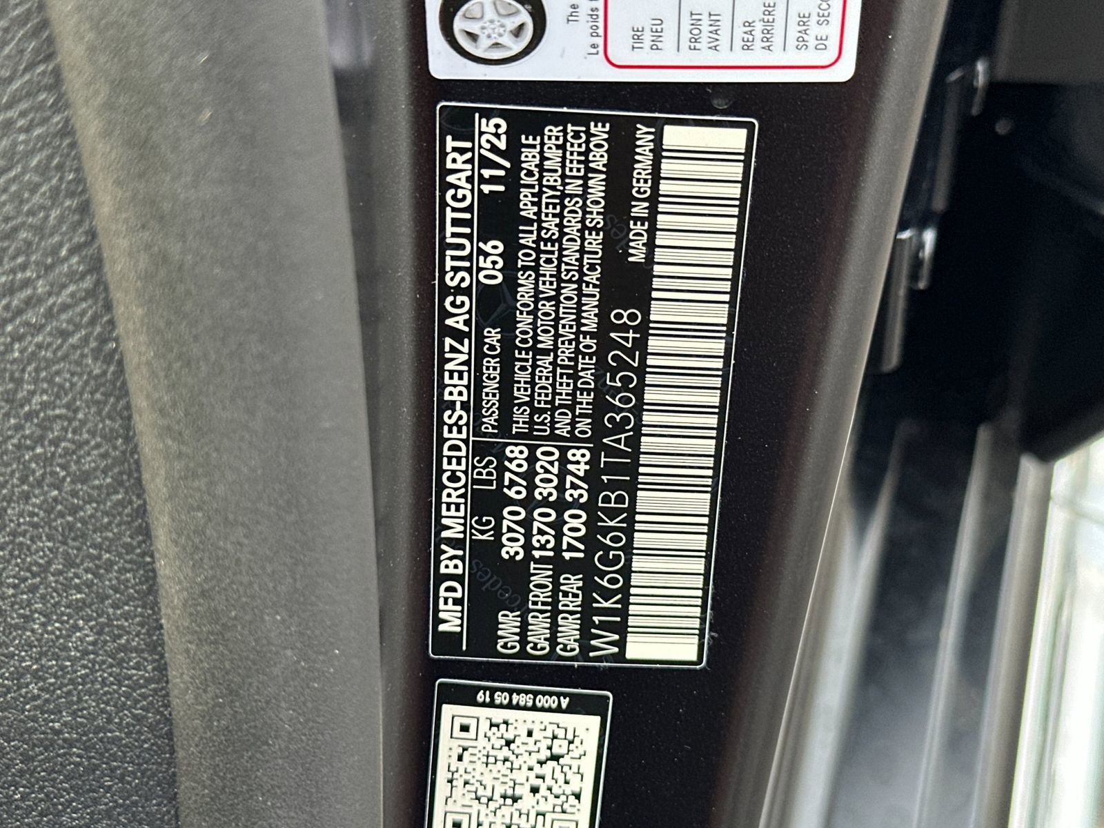 New 2026 Mercedes-Benz S 580e 4MATIC Sedan image 34