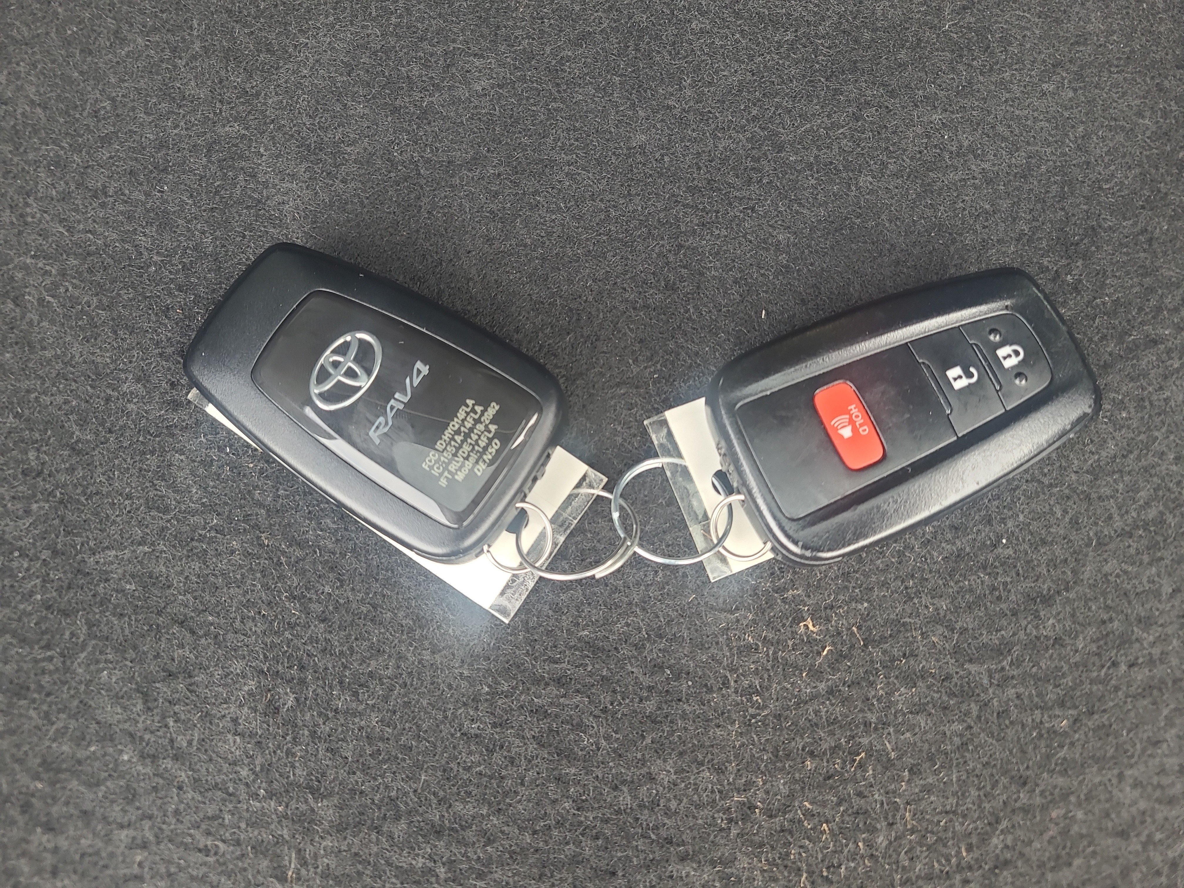 Certified 2025 Toyota RAV4 XLE AWD/4WD image 30