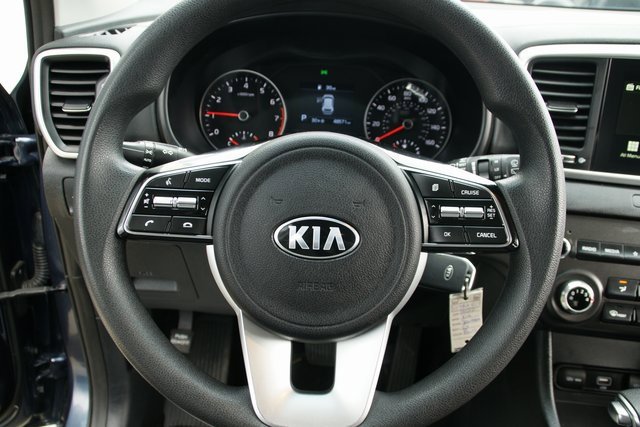 Used 2022 Kia Sportage LX image 16