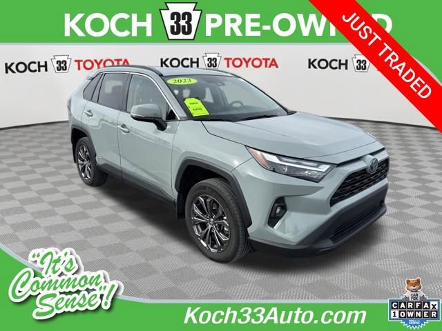 Used 2023 Toyota RAV4 XLE Premium image 1