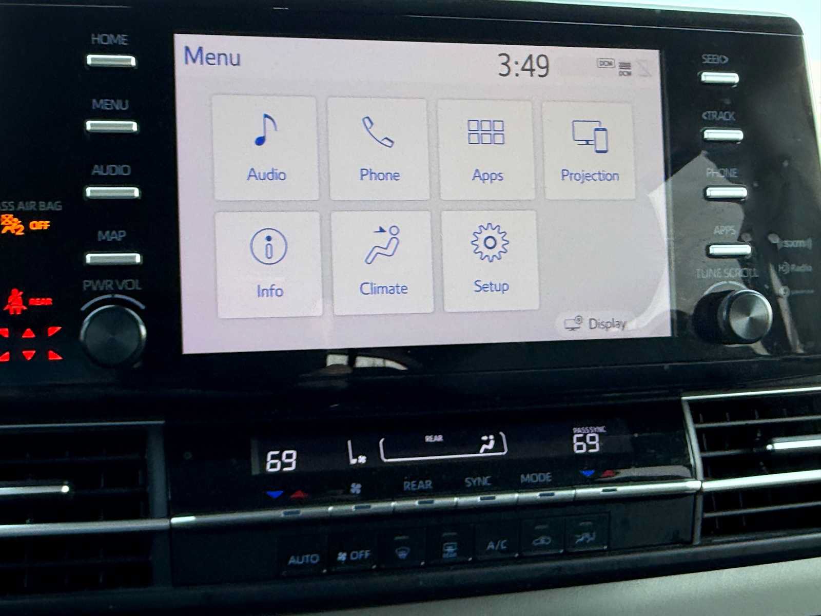 Certified 2022 Toyota Sienna LE FWD image 25