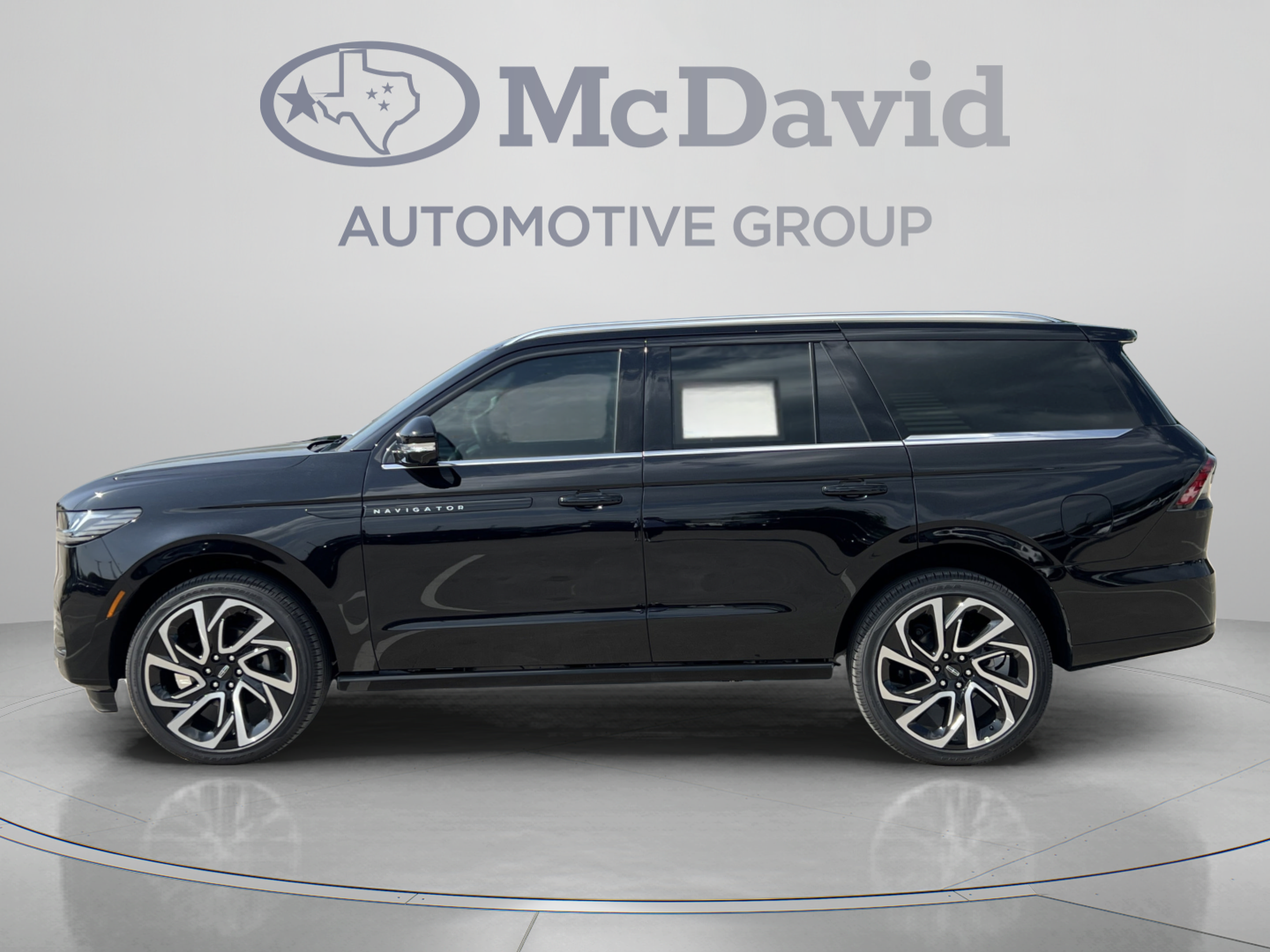 New 2026 Lincoln Navigator Black Label AWD/4WD image 4