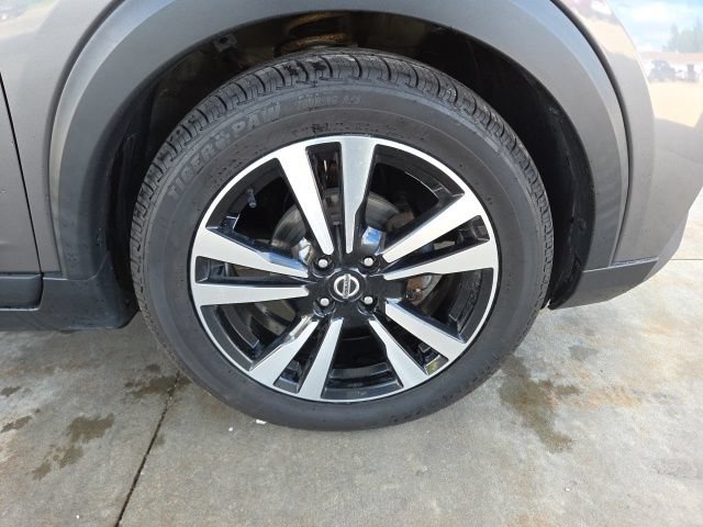 Used 2019 Nissan Kicks SV FWD image 58
