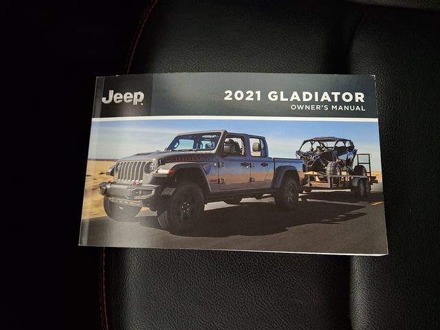 Used 2021 Jeep Gladiator Rubicon AWD/4WD image 27