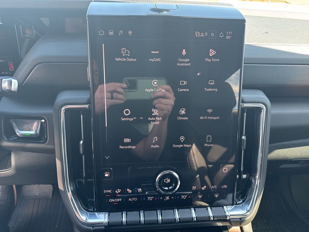 Used 2026 GMC Yukon Denali w/ Sun & Power Step Package image 8