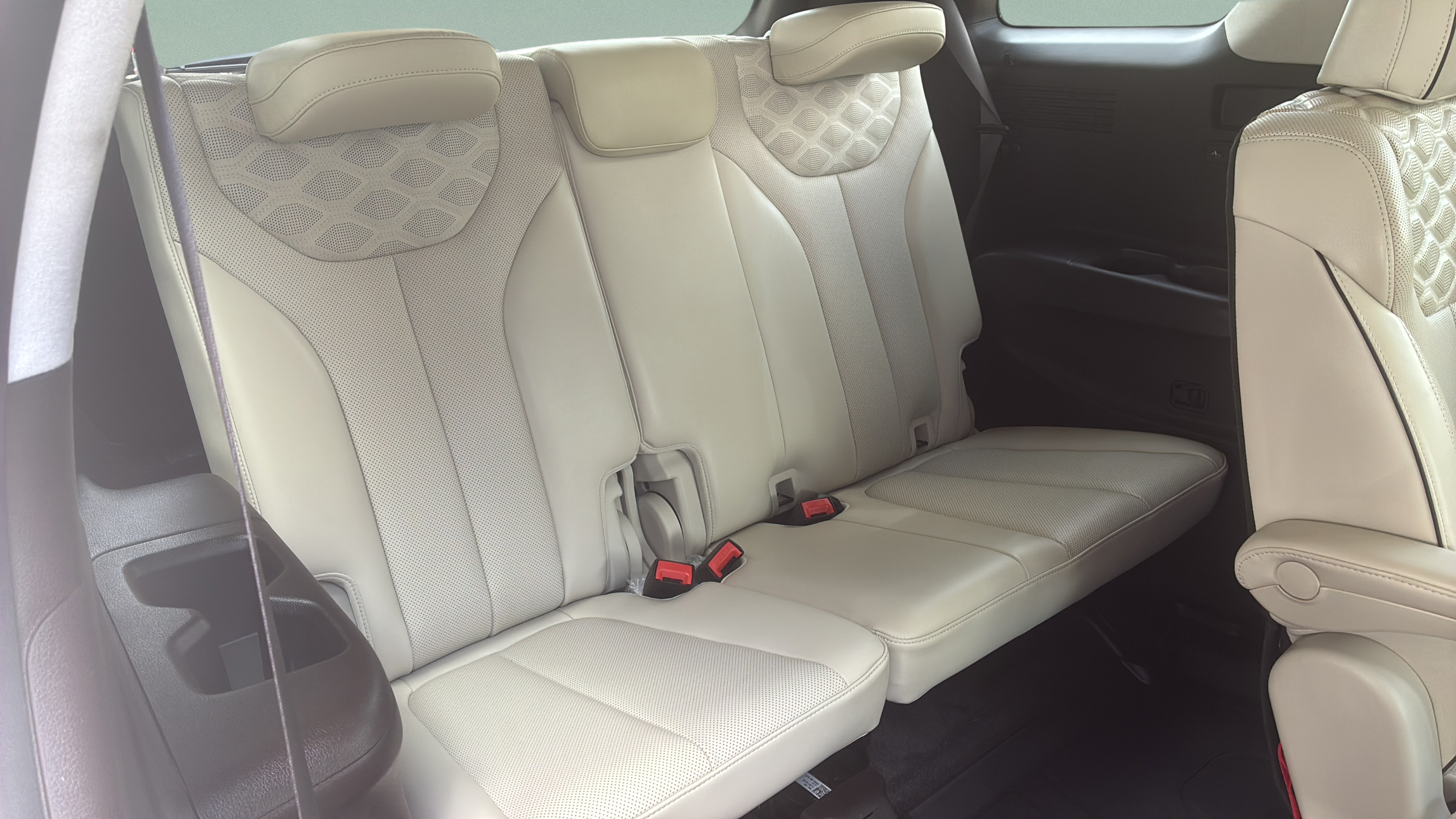 Used 2020 Hyundai Palisade Limited FWD image 25