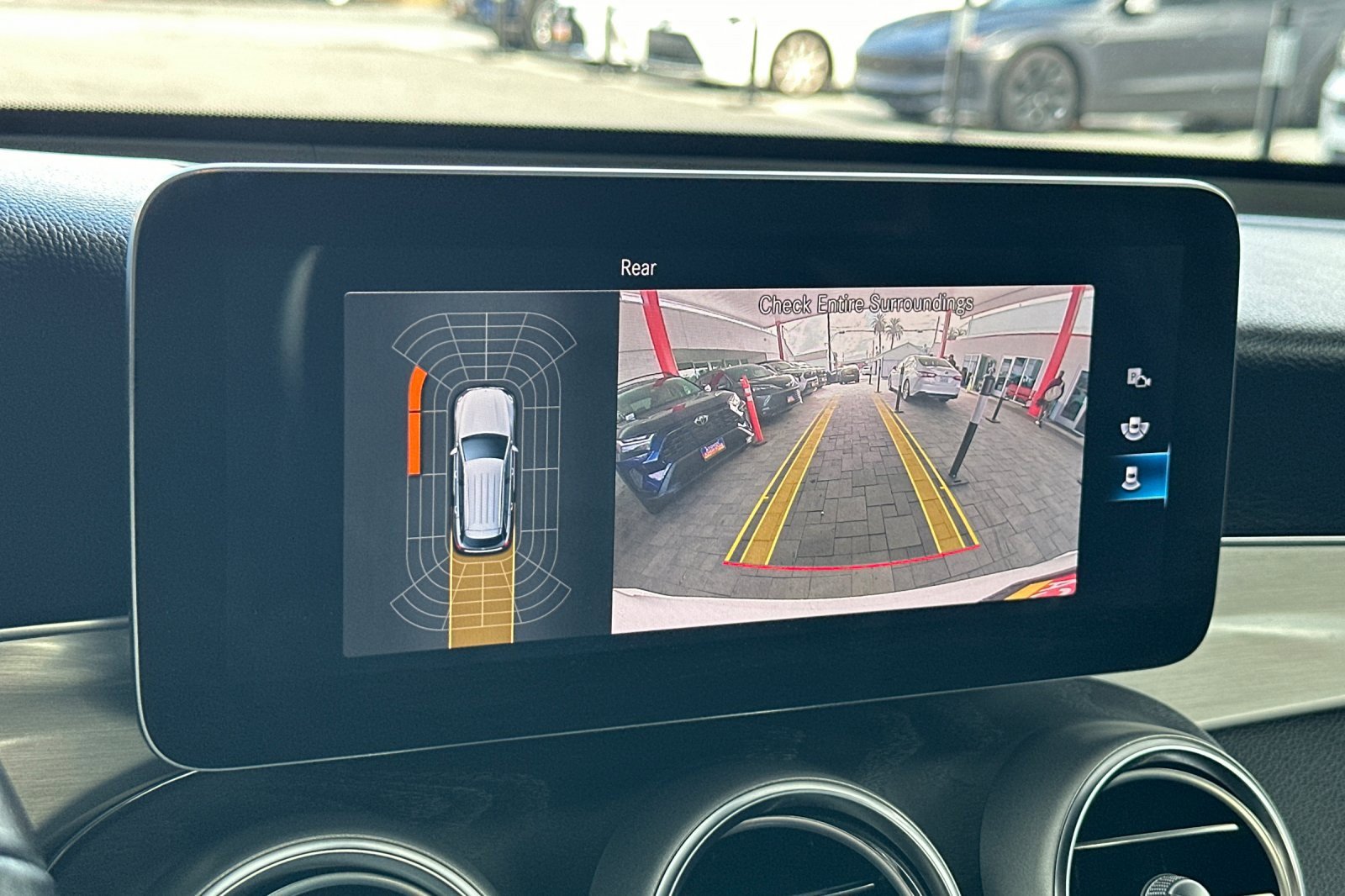 Used 2021 Mercedes-Benz GLC 300 image 20