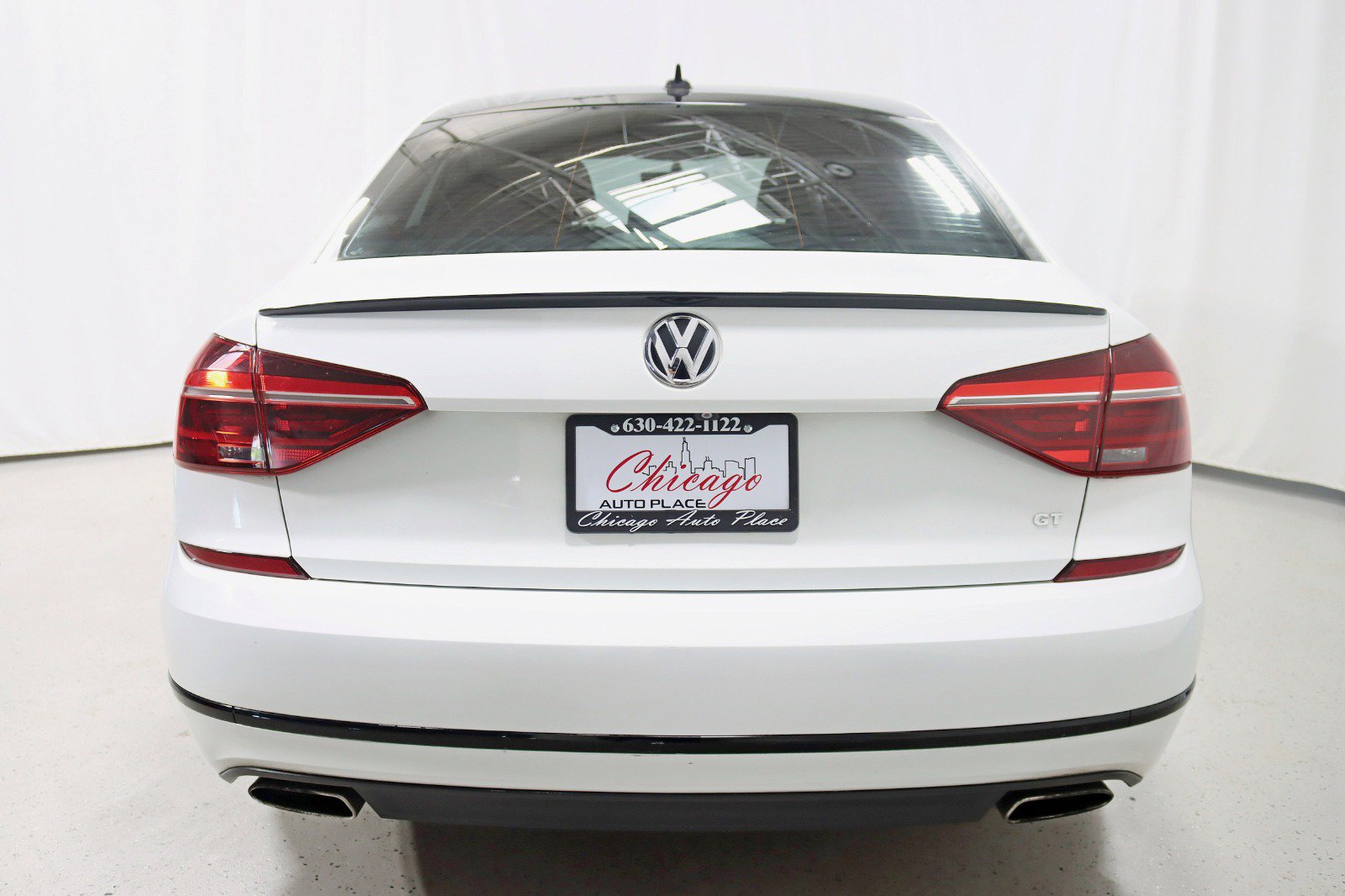Used 2018 Volkswagen Passat 3.6 FWD image 14