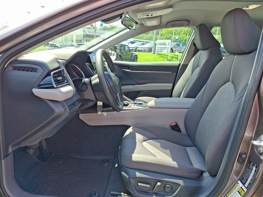 Used 2024 Toyota Camry LE FWD image 14